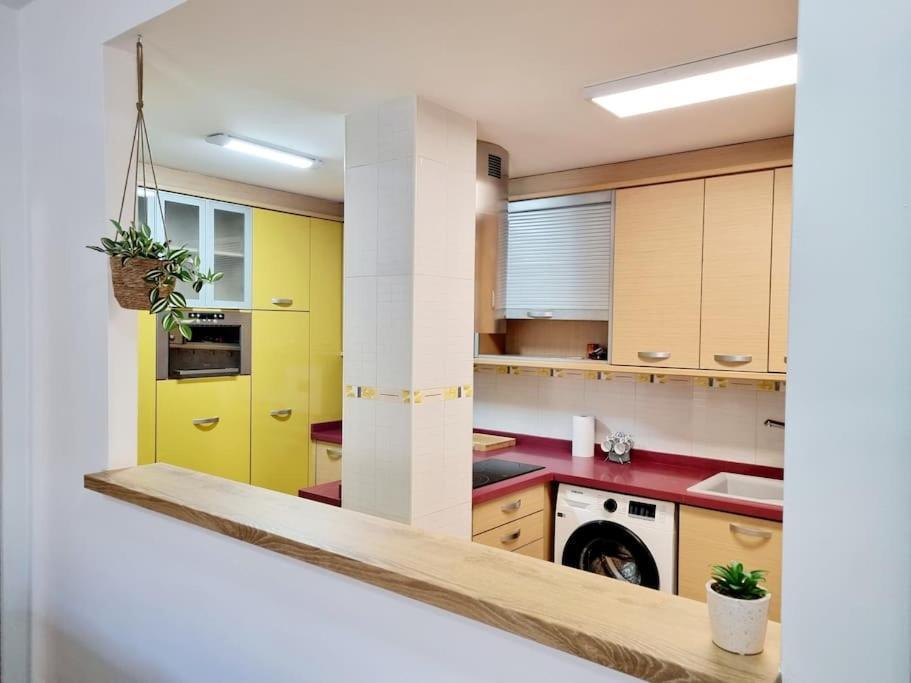 Ulldecona Cal Marc - Piso Con Piscina Y Terraza 아파트 외부 사진